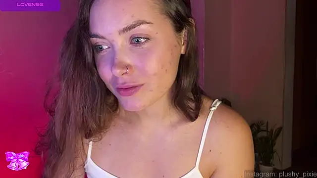 plushy pixie online show from January 3, 8:54 pm