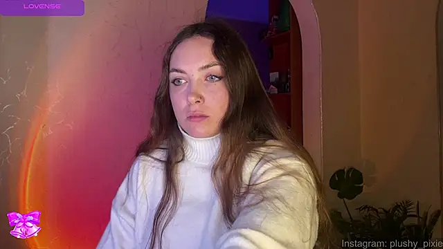 plushy pixie online show from January 4, 4:43 pm