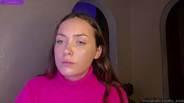 plushy pixie online show from January 11, 8:10 pm