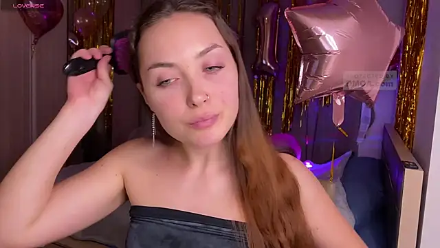 plushy pixie online show from February 9, 2:29 pm