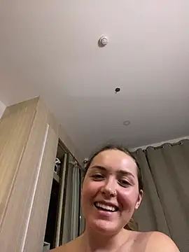 plushy pixie online show from February 24, 12:05 pm