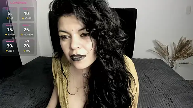 scarlett w0lf online show from June 11, 9:57 pm
