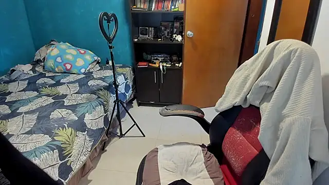 peanut tangerine online show from September 8, 10:42 pm