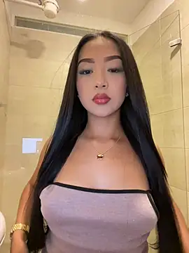 SOPHIACANDY19  online show from July 5, 10:06 pm