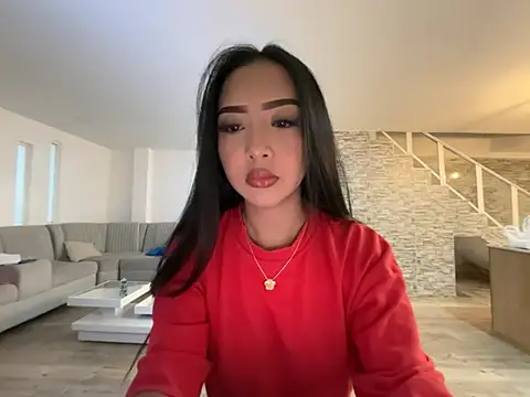SOPHIACANDY19  online show from July 6, 11:29 pm