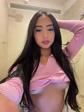 SOPHIACANDY19  online show from July 24, 1:14 am