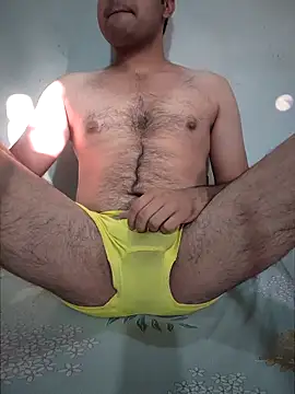 Snapshot of 77fuckerboy_ chatting on May 8, 1:33 am 77fuckerboy online show from May 8, 1:33 am