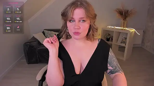 Snapshot of Kira_Citro chatting on March 20, 9:35 pm Kira Citro online show from March 20, 9:35 pm