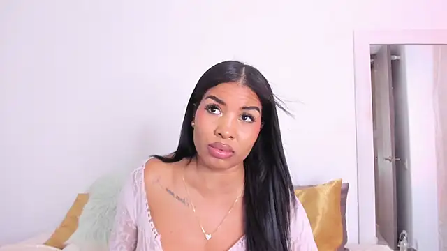 NickyBrown  online show from March 19, 9:58 pm