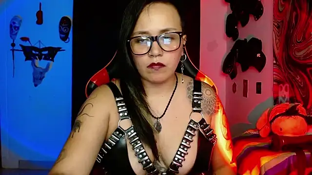 Snapshot of LilithSharon chatting on May 30, 7:44 pm LilithSharon online show from May 30, 7:44 pm
