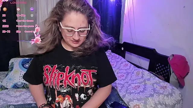 AnnieBigBoobs online show from March 13, 9:05 pm