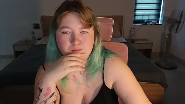 ChimberWol online show from April 8, 12:10 am