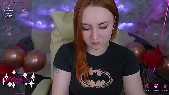 Snapshot of LovelyBell chatting on February 15, 6:55 am LovelyBell online show from February 15, 6:55 am