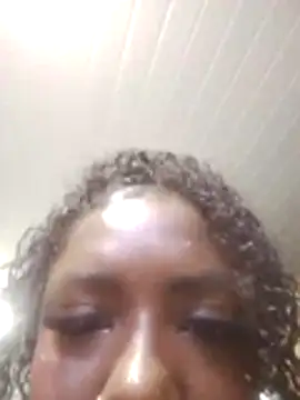 Snapshot of pretinhanovinha chatting on January 17, 3:33 am pretinhanovinha online show from January 17, 3:33 am