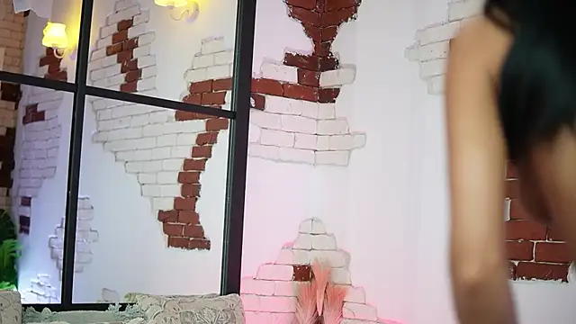Snapshot of MaraJolie chatting on June 23, 8:40 pm MaraJolie online show from June 23, 8:40 pm