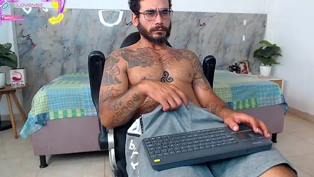 hanz col online show from May 23, 11:09 pm