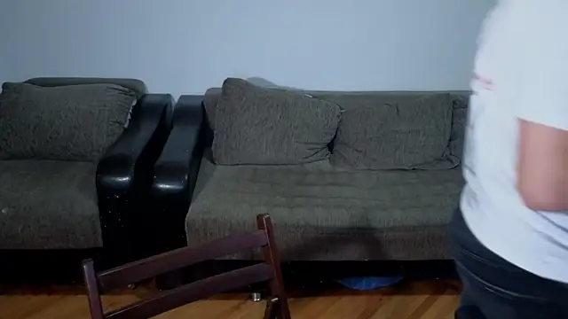 JohnnyStepBro online show from October 25, 5:08 pm