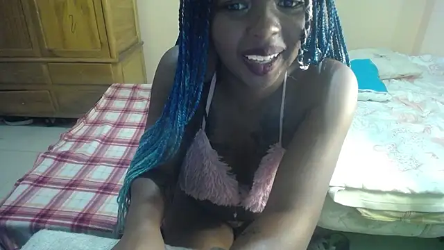  Zooee online show from February 18, 4:48 pm