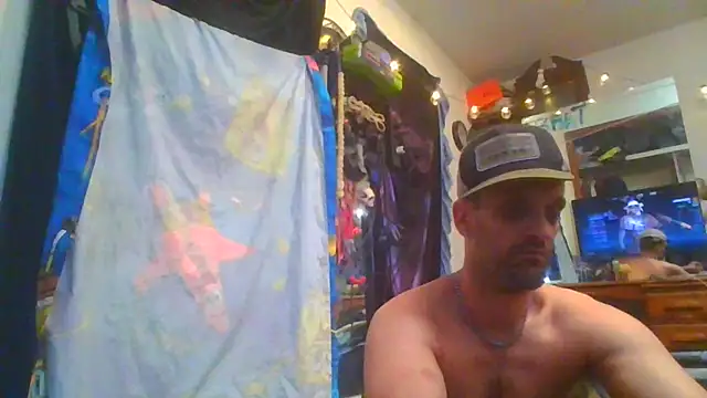 Snapshot of slinginbigD chatting on January 17, 2:28 pm slinginbigD online show from January 17, 2:28 pm