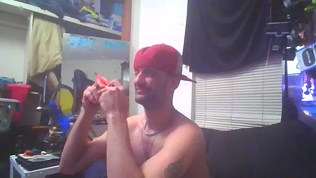 Snapshot of slinginbigD chatting on February 7, 11:56 am slinginbigD online show from February 7, 11:56 am