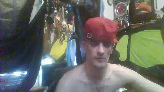 Snapshot of slinginbigD chatting on March 21, 7:24 pm slinginbigD online show from March 21, 7:24 pm