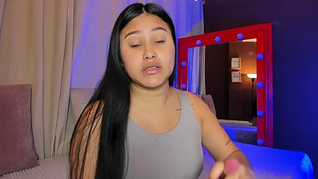 Little Ivy online show from February 21, 1:45 pm