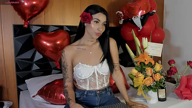 Snapshot of Wendy_Marchall chatting on February 14, 7:32 pm Wendy Marchall online show from February 14, 7:32 pm