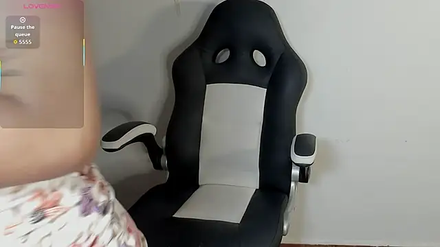 Snapshot of Wendy_Marchall chatting on February 23, 7:00 pm Wendy Marchall online show from February 23, 7:00 pm