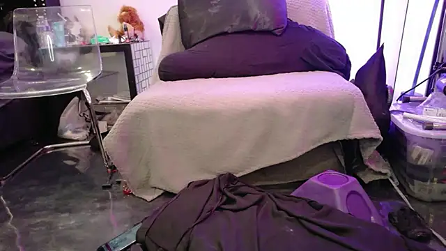 Midnightrose11 online show from November 21, 4:00 am