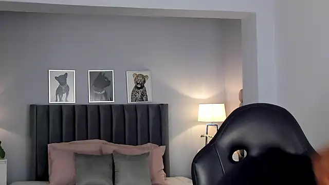 Madie  collins online show from January 10, 11:23 am