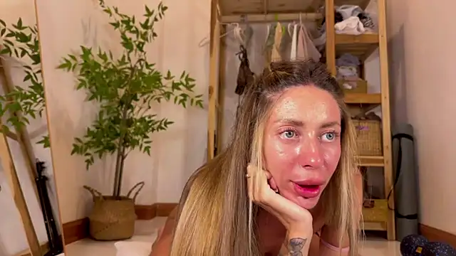    art online show from November 4, 11:42 am