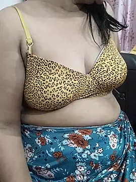 Urmila bhabhii online show from May 25, 4:46 pm