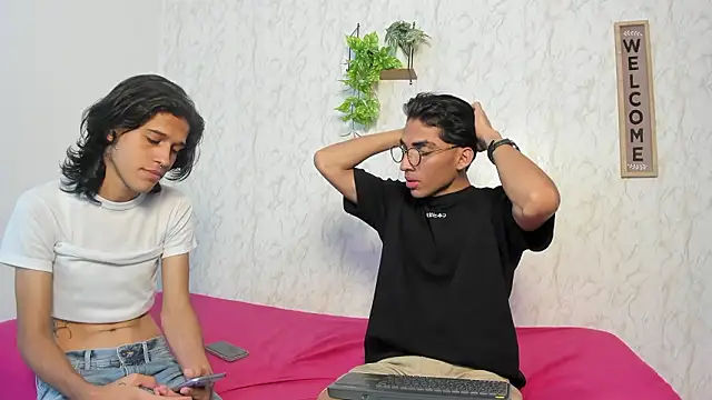 jony honey online show from March 12, 11:49 am