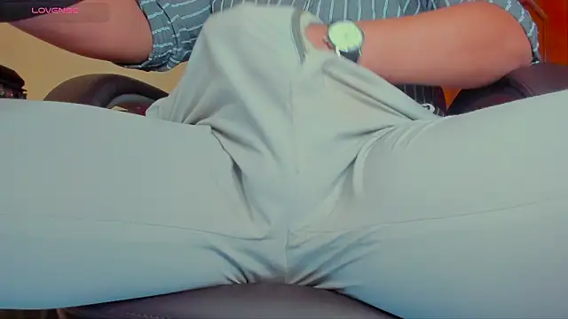 MrLonely02 online show from January 18, 12:46 am