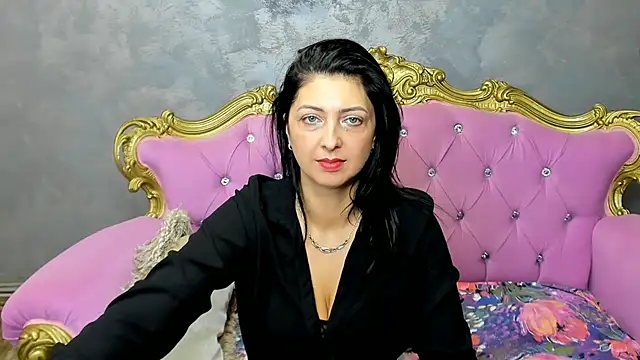 DivinSandra online show from February 28, 9:25 am