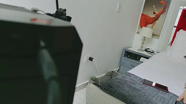 Lizzymontanaa online show from February 13, 4:47 pm