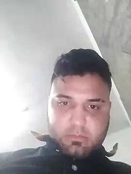 Snapshot of SINUECASTILLO chatting on January 1, 12:11 pm SINUECASTILLO online show from January 1, 12:11 pm