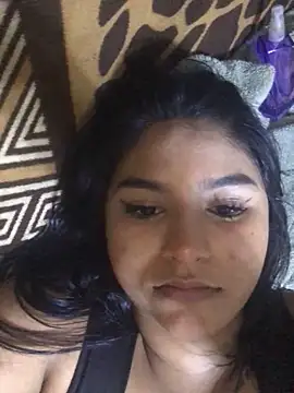 Snapshot of SINUECASTILLO chatting on March 7, 10:32 pm SINUECASTILLO online show from March 7, 10:32 pm