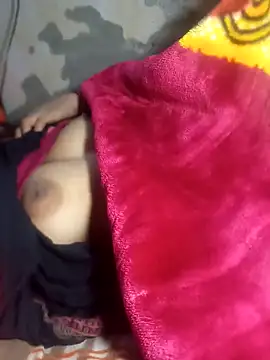 Snapshot of Indcople28 chatting on December 31, 7:07 pm Indcople28 online show from December 31, 7:07 pm