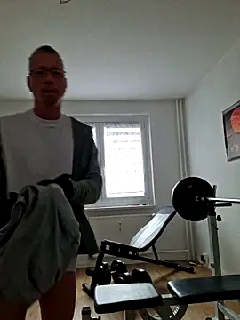 Snapshot of Maiki82 chatting on March 11, 1:12 pm Maiki82 online show from March 11, 1:12 pm