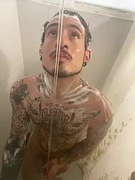 Snapshot of anika_lowen02 chatting on January 14, 5:01 pm anika lowen02 online show from January 14, 5:01 pm