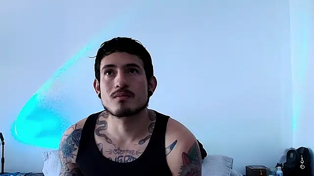 Snapshot of anika_lowen02 chatting on January 22, 2:46 pm anika lowen02 online show from January 22, 2:46 pm