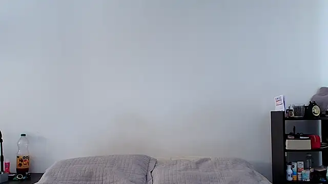 Snapshot of anika_lowen02 chatting on February 7, 4:24 pm anika lowen02 online show from February 7, 4:24 pm