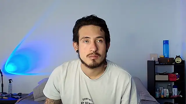 Snapshot of anika_lowen02 chatting on February 11, 3:29 pm anika lowen02 online show from February 11, 3:29 pm