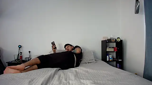 Snapshot of anika_lowen02 chatting on February 19, 8:31 pm anika lowen02 online show from February 19, 8:31 pm