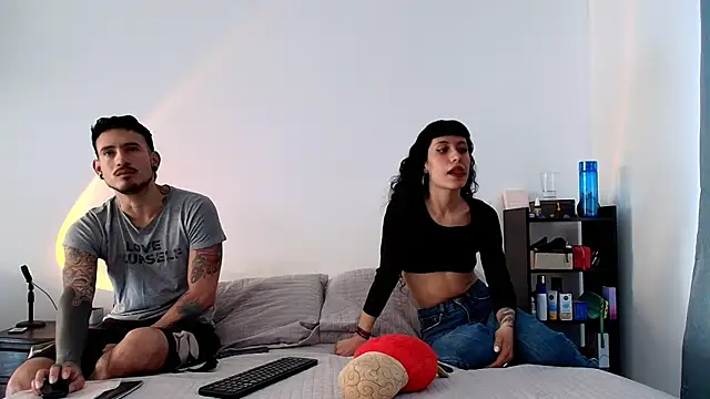 Snapshot of anika_lowen02 chatting on March 14, 5:02 pm anika lowen02 online show from March 14, 5:02 pm