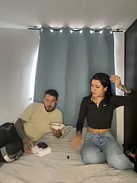 Snapshot of anika_lowen02 chatting on September 8, 3:44 pm anika lowen02 online show from September 8, 3:44 pm