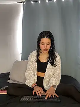 Snapshot of anika_lowen02 chatting on October 10, 4:06 pm anika lowen02 online show from October 10, 4:06 pm