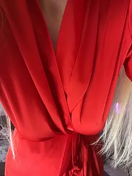 Snapshot of LoveLuna_ chatting on October 8, 6:27 pm LoveLuna online show from October 8, 6:27 pm