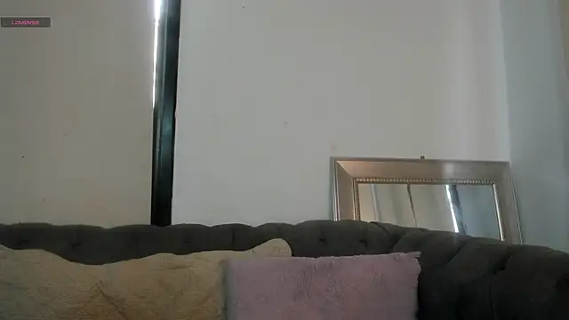 miranda villa online show from April 15, 12:23 pm